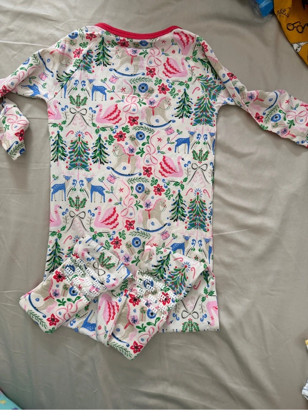 NWOT Magnetic Me Christmas Modal convertible footies- 12-18M